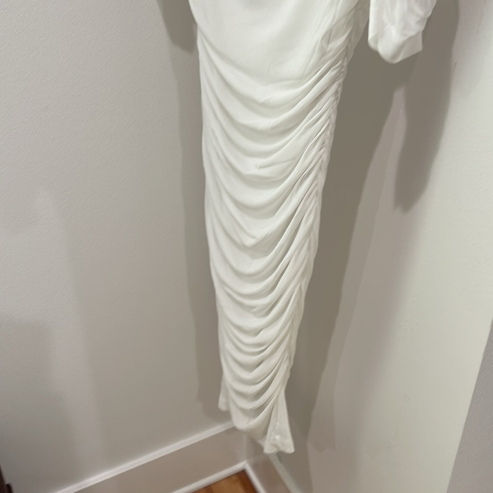 Venus ruched mesh bodycon dress - Picture 6 of 7